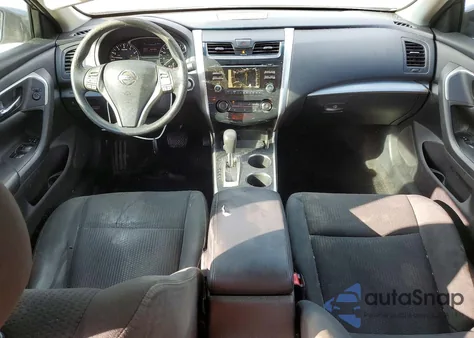 2015 Nissan Altima 2.5 z USA, uszkodzony, nr VIN 1N4AL3AP3FC289817